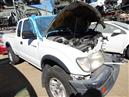 2000 Toyota Tacoma SR5 White 3.4L AT 4WD #Z23350